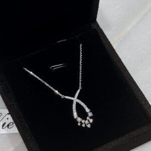 La Vie Joaillier ~ Celestial Radiance Diamond Necklace