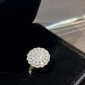 La Vie Joaillier ~ Radiant Bloom Diamond Ring