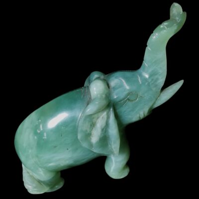 翡翠母子象冰种玉雕 (一对)  Ice Jadeite Carving of Mother and Baby Elephants (a pair)